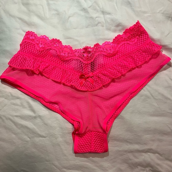 Victoria’s Secret Hot Pink Panties 🩲 - Picture 11 of 11